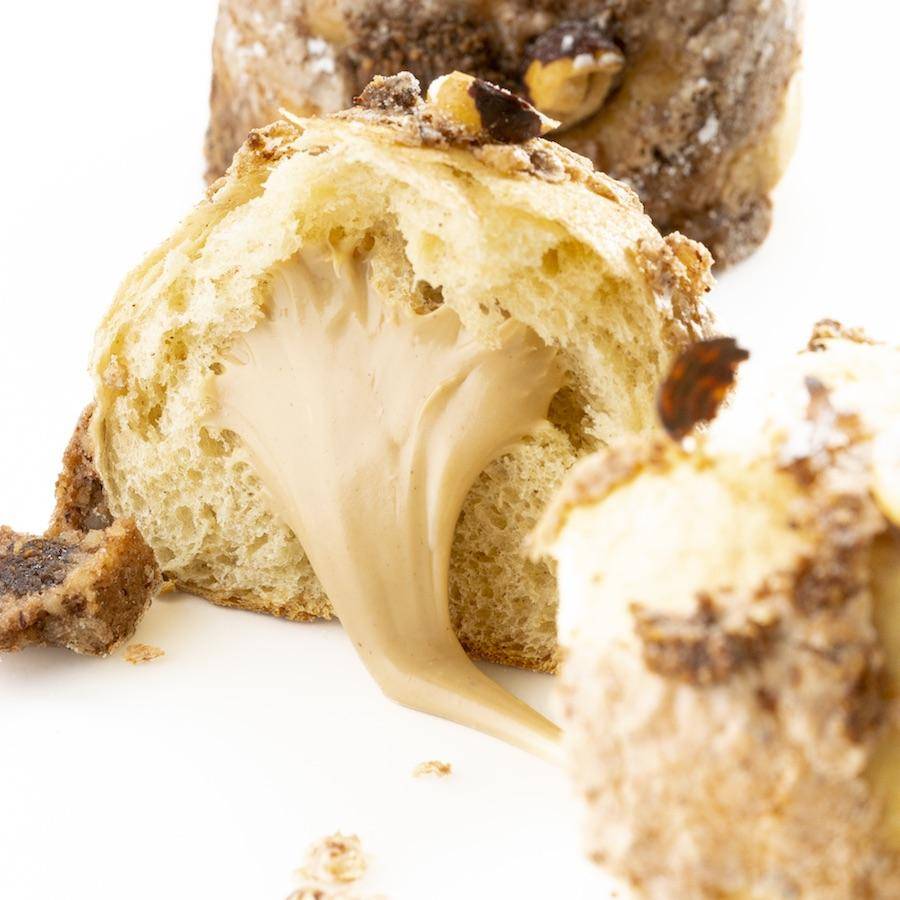 Nueva crema blanca de avellanas Chocovic para pastelería y bollería